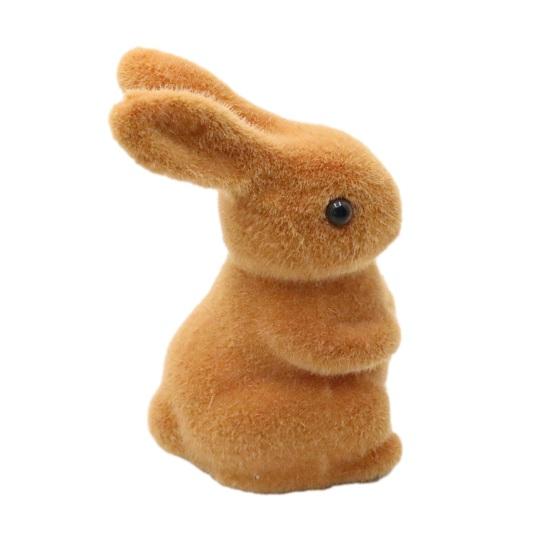 Смоляная фигурка кролика с флоком Пасхальный кролик Скульптура кролика с флоком Украшение Маленький искусственный мох для Весны Пасхи