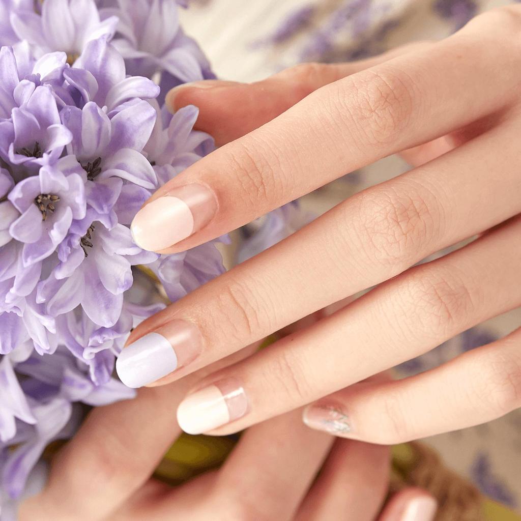 Пастельные полоски для ногтей 24 шт. | Самоклеящиеся типсы-наклейки, Мягкие розовые и лавандовые тона, Быстрый 5-минутный маникюр