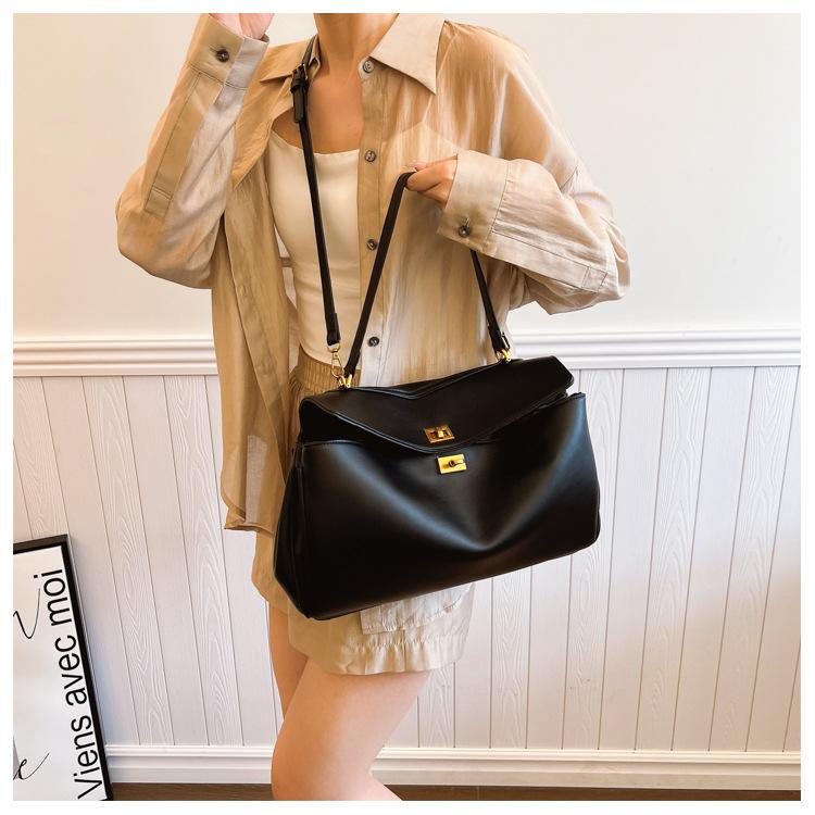 Женская сумочка Модная Простая Универсальная Сумка на Одно Плечо