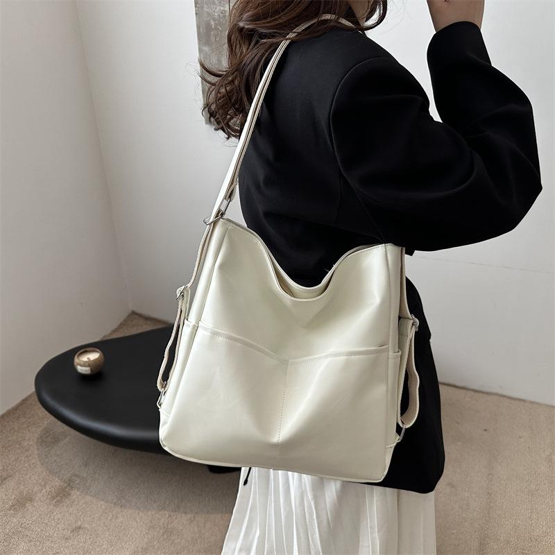 Ретро сумка женская большая вместимость 2024 осень новая женская сумка сумка-мессенджер модная сумка через плечо подмышкой