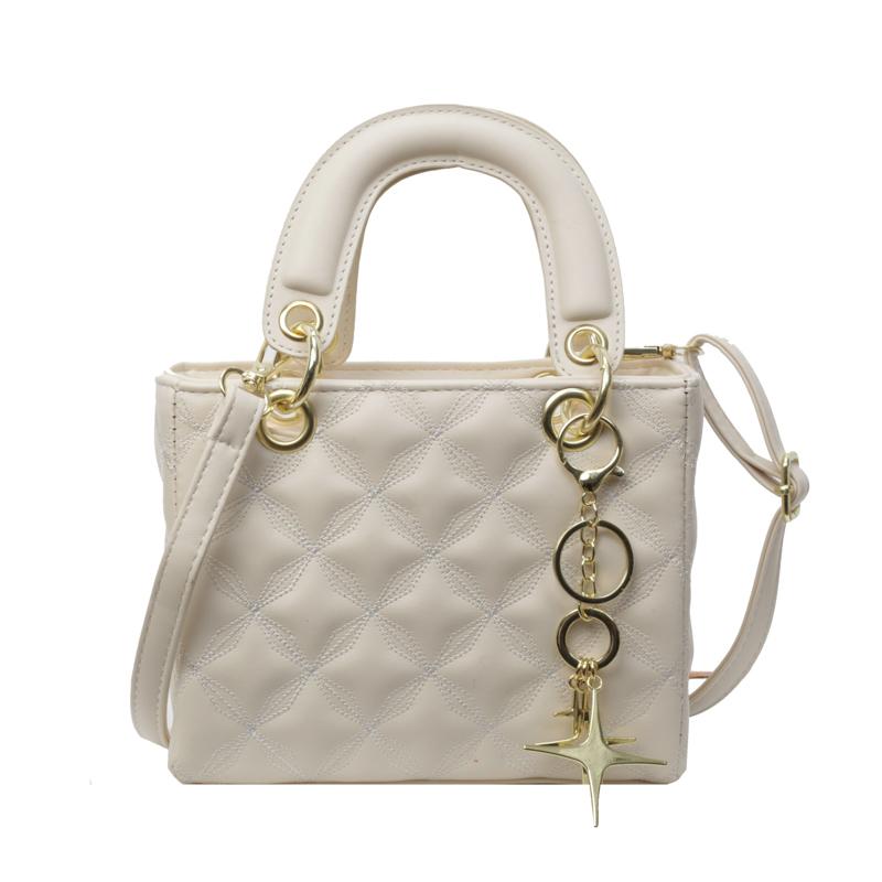 Сумка женская Xiaoxiangfeng Модная женская сумка Осень и зима Глянцевая сумка через плечо Нишевая Простая Портативная Ромбовидная Темперамент Принцесса Диана Сумка