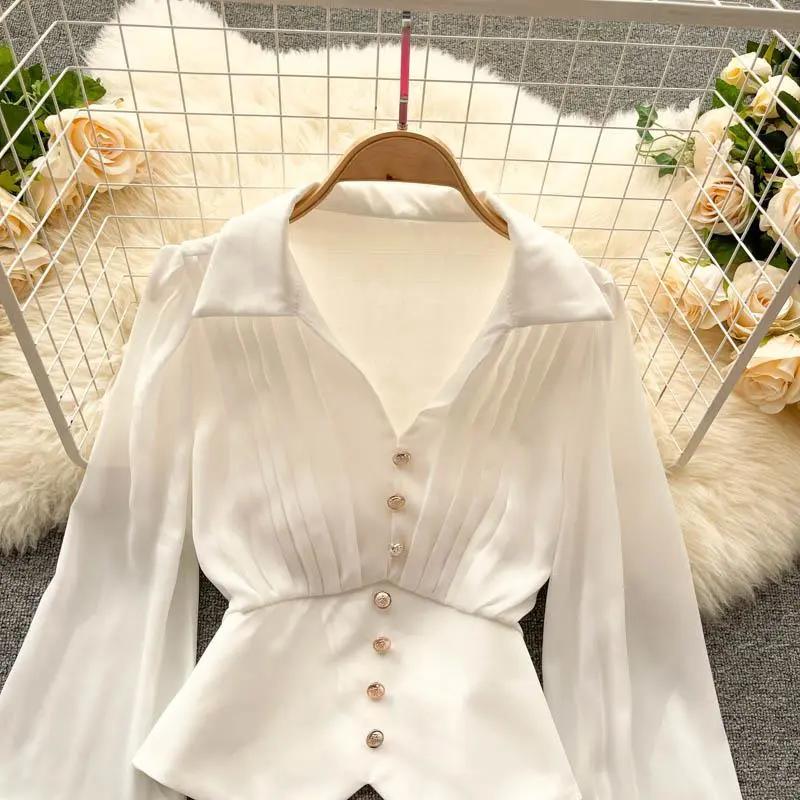 Женская рубашка во французском стиле с V-образным вырезом, длинным рукавом, блузкой с декором из пуговиц, неровным подолом, однотонными топами