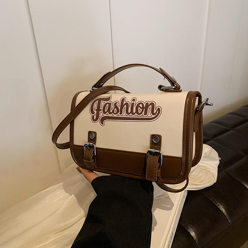 Модная и трендовая сумка через плечо, персонализированная повседневная сумка нового стиля, женская красивая сумка для весны и лета, портативная маленькая квадратная сумка для почтальона