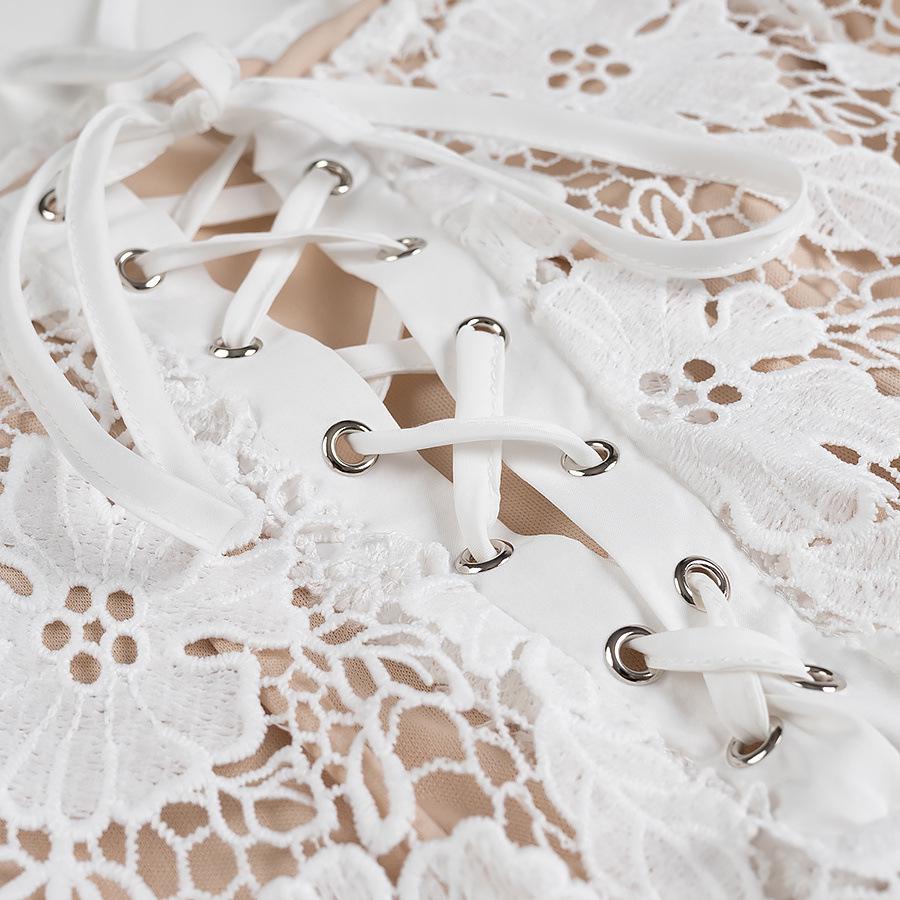 Весна 2025 Женское кружевное платье-комбинация на шнуровке с разрезом, облегающего кроя