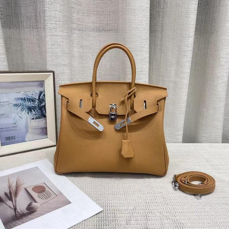 Женская сумка-тоут из натуральной кожи с многослойным дизайном и золотисто-серебристыми пряжками, зеленая и коричневая