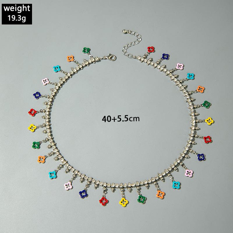 Clover, flower collarbone necklace, European and American accessories, fashionable and simple, full diamond necklace, personalized oil dripping