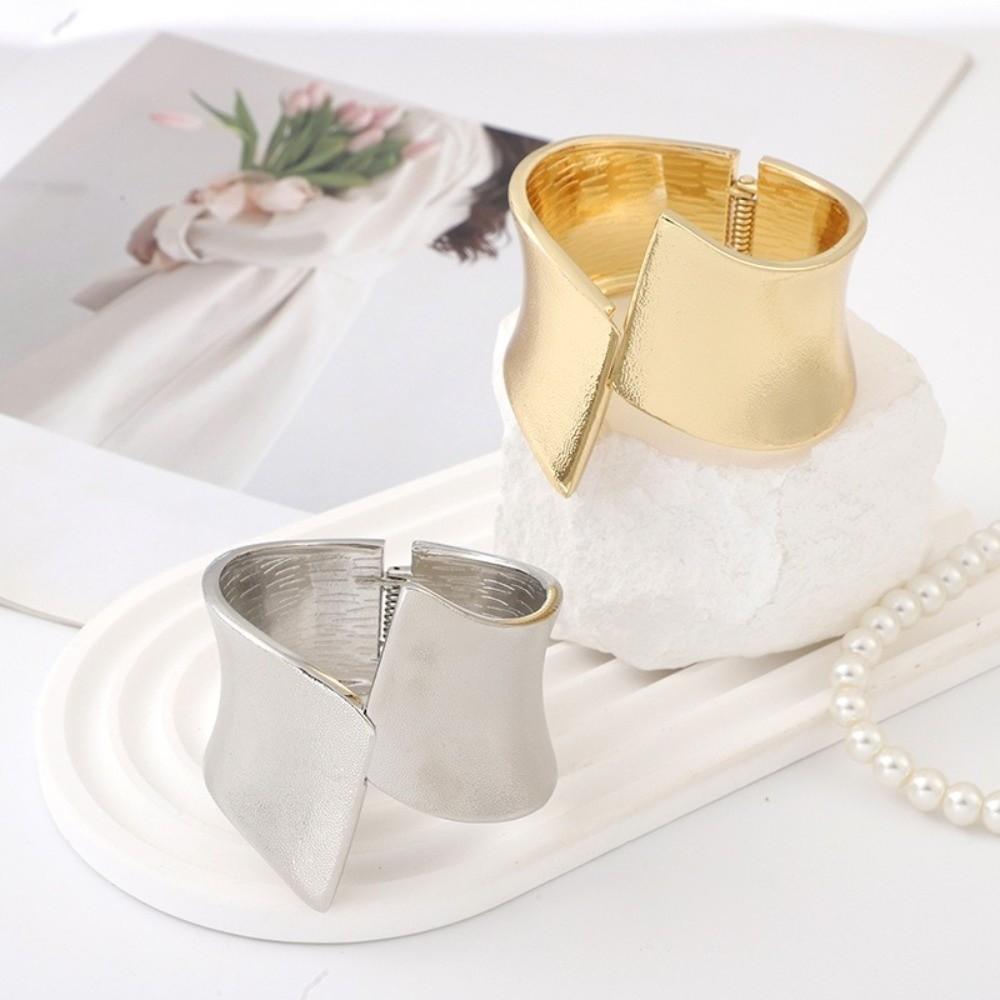 Goth Chunky Heavy Bracelet Exaggerated Fashion Punk Bangle Minimalist Wide Open Bracelet  Women