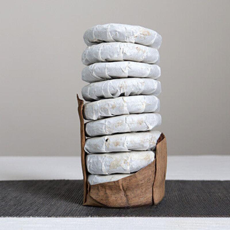 Юньнань Пуэр Мэнхайский выдержанный чай 50 г Маленькие лепешки Скребки Выдержанный чайный лепешка