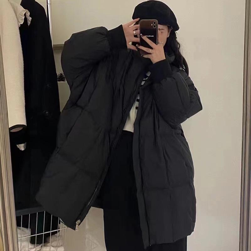 Куртка-пуховик средней и длинной длины с рукавом «летучая мышь», женская, высокого класса, воротник-стойка, белый утиный пух, зимняя, свободная и тонкая, большой размер