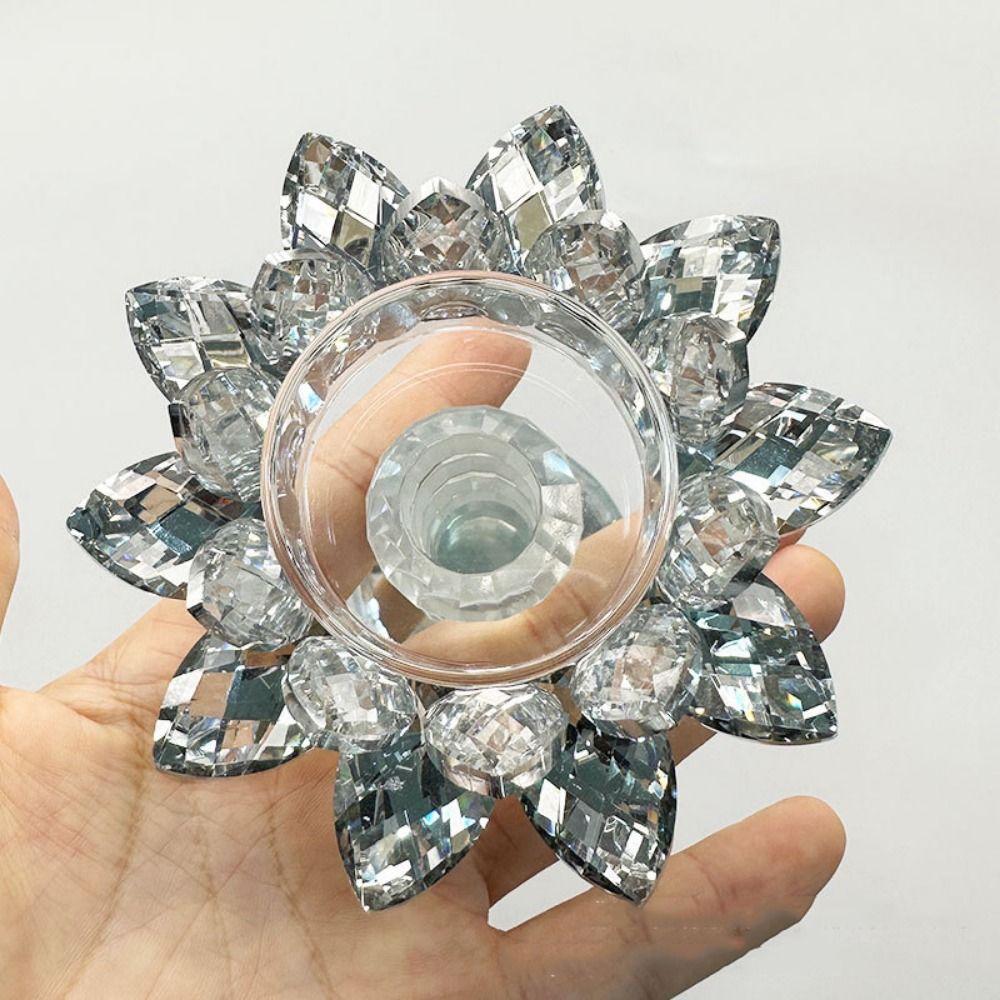 Durable Crystal Lotus Candlestick Elegant Lotus Flower Figurines Glass Candle Stand  Coffee Table
