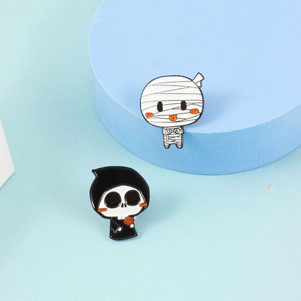 Enamel Cute Skeleton Ghost Brooch Cartoon Characters Halloween Skull Bat Pin Unisex Gift