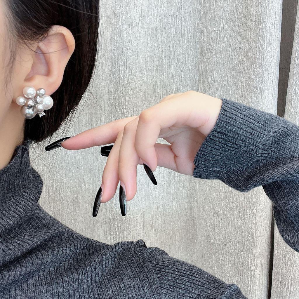 Комплект из ожерелья и серег с кисточками из французского жемчуга: Осенне-зимняя мода, элегантные и универсальные свитера