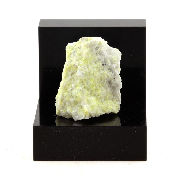 Brucite 28.9 carats