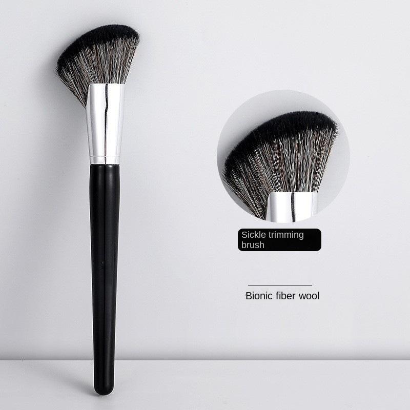 Sickle Grooming BrushLarge Angled Shadow BrushFace Side Face Contour Side Shadow Makeup BrushPortable Pack