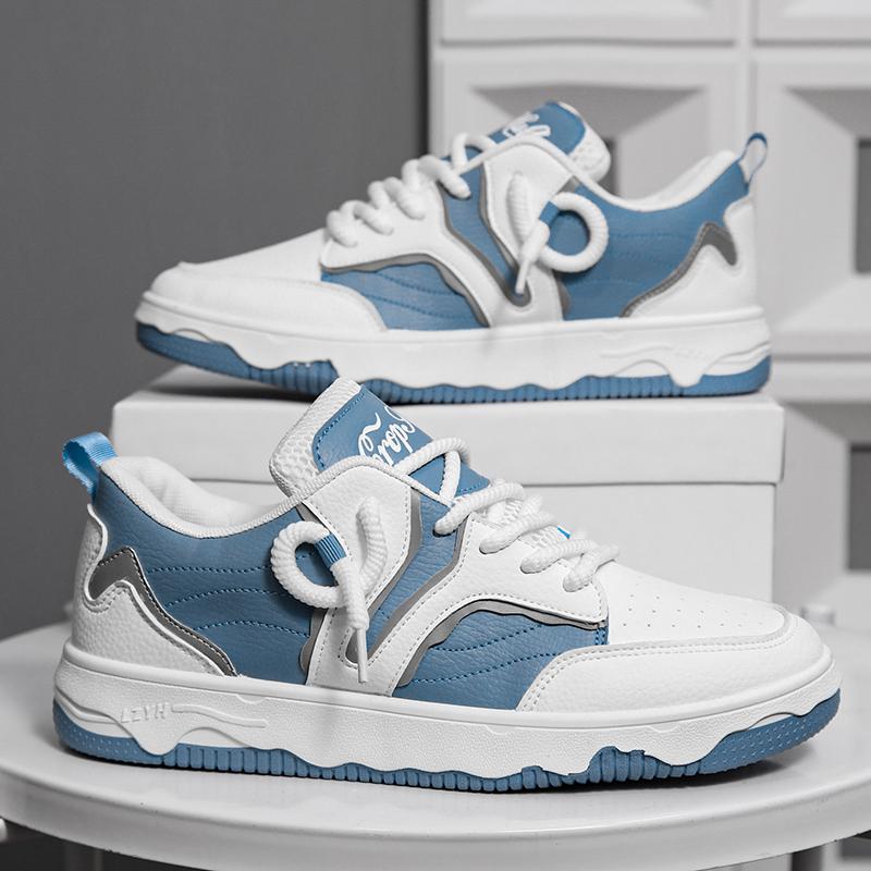 Men Casual Shoes Fashion Jogging Sneakers For Men Trend Vulcanized Sneakers Male Street Style Canvas Walking Shoes Men’s Sneakers