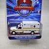 1:64 1994 Ford F-350 Скорая помощь Высокодетализированная Сплавная Модель Автомобиля Коллекционная Игрушка Подарок Сувенир Дисплей Украшение