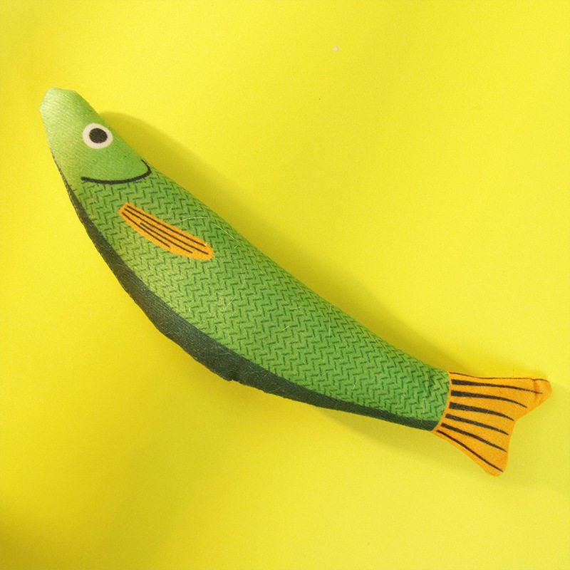 Catnip Saury Toy: Entertaining Simulation Fish for Chewing, Grinding, and Relieving Boredom in Cats.