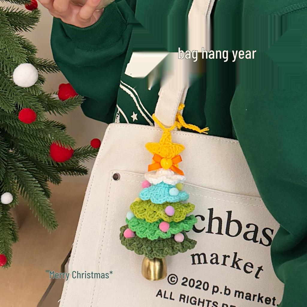 Вязаные шерстяные елочные колокольчики, символизирующие дофамин, — украшения для автомобиля и небольшие праздничные подвески.