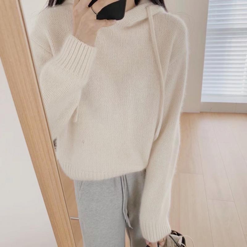 Women's Cashmere Hooded Sweater: Thickened, Drawstring, Loose, Short, 100% Wool Knitwear for Autumn/Winter.