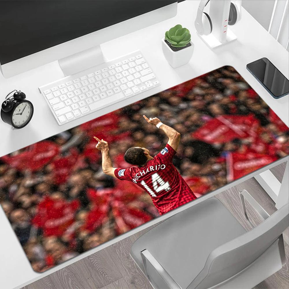 Zinedine Zidane's Leadership Style Large Mouse Pad Keyboard Mat Computer Desk Mat Non-Slip Rubber Base Perfect for Office Laptop Gaming Setup