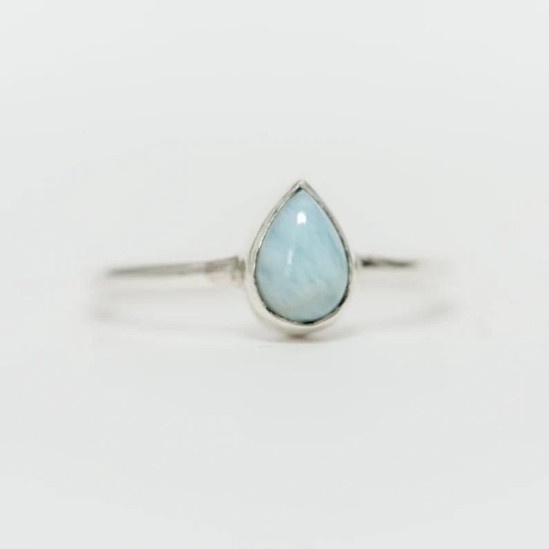 Кольцо с натуральным драгоценным камнем ларимар, кольцо из цельного серебра 925 пробы, кольцо ручной работы, кольцо с безелем, подарок для нее, штабелируемое кольцо