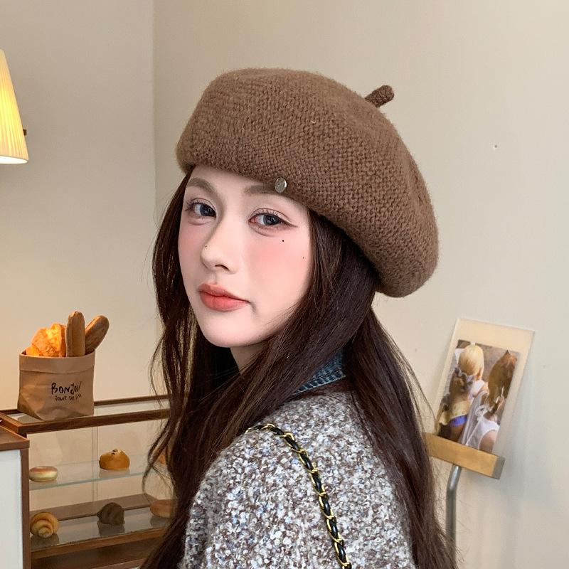 Autumn and Winter Knitted Beret Atmosphere Casual Literary Painter Hat Versatile Face Small Bud Hat Female