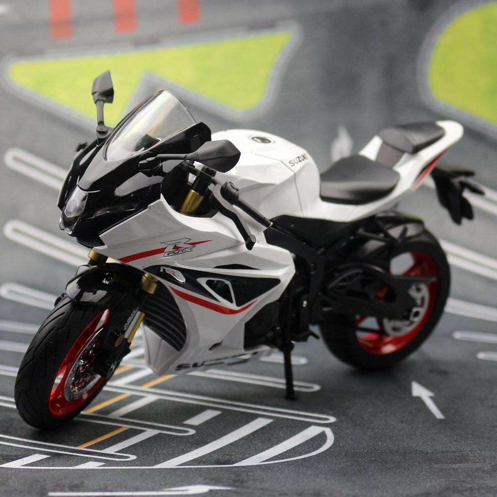 1/9 Suzuki GSX-R1000R Toy Motorcycle for Children Racing Model Diecast Miniature Large Size Lightable Collection Gift Boy Kid