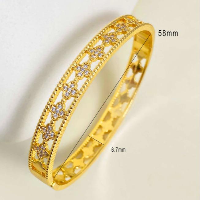 Браслет-калейдоскоп в европейском и американском стиле - Женская легкая роскошь, Универсальный дизайн с четырехлистным клевером