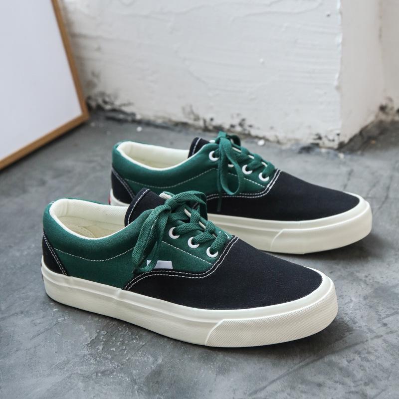 Douchuan Retro Canvas Checkerboard Low-Top Sneakers for Women and Couples