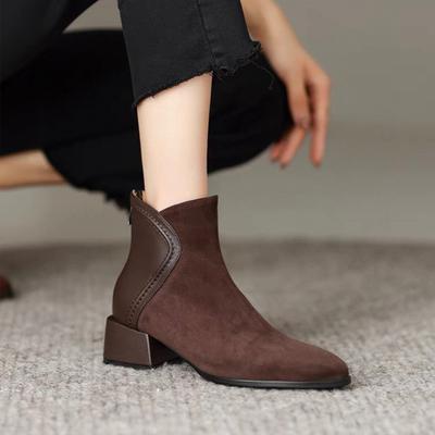 Квадратный носок челси короткие ботинки 2025 осень и зима новый британский темперамент простые овчины низкий каблук плоские женские ботинки модные ботинки