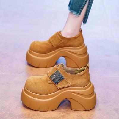 Маленькие туфли на платформе, увеличивающие рост, ретро универсальные лоферы женские 2025 осень новые европейский и американский стиль на липучке одинарные туфли