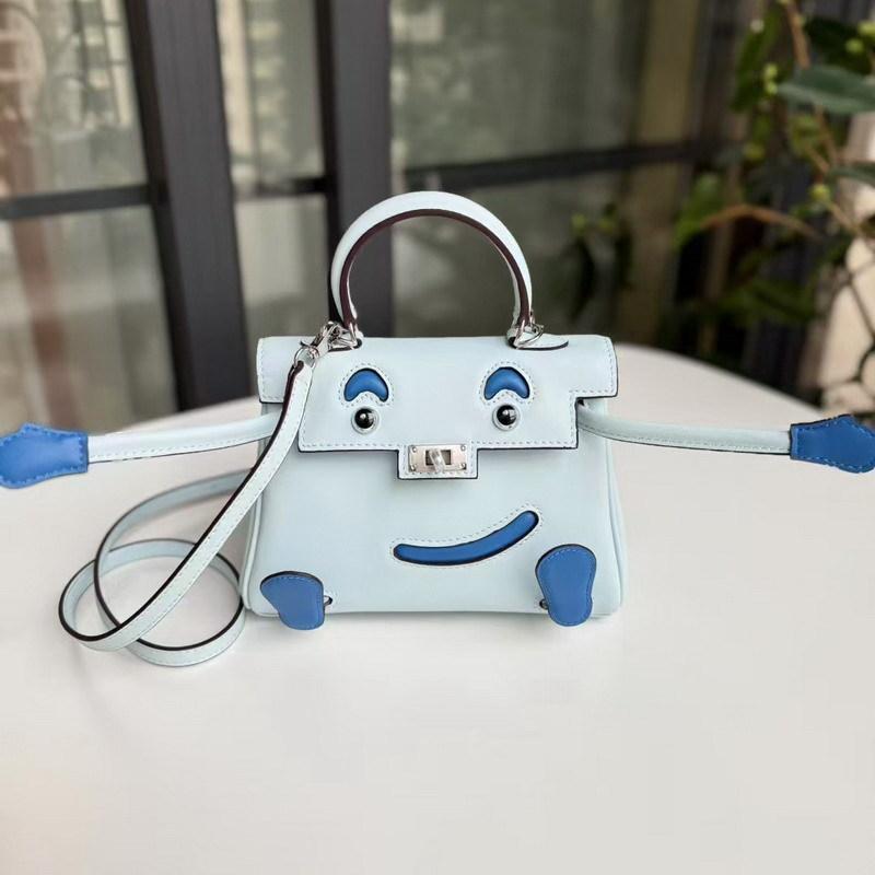 New Genuine Leather Women's Bag Head Layer Leather SWIFT Leather 2025cm Bear Style Women's Bag Cross Border