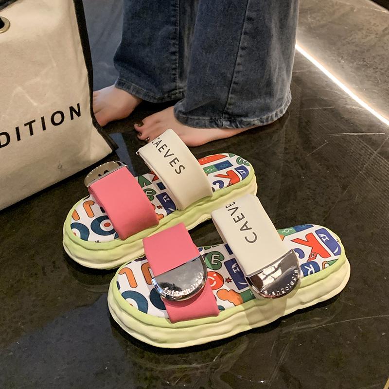 2024 Новые женские туфли с квадратной головкой и крестообразным носком на плоской подошве Летние сандалии Простые шлепанцы Женские тапочки