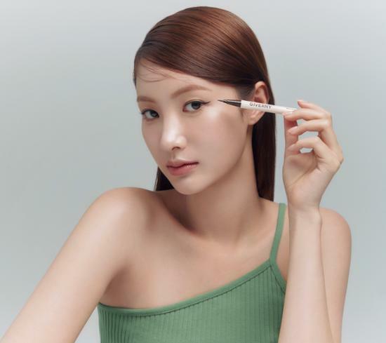 Giverny Milchak Brush Liner 0.6g 3 Colors