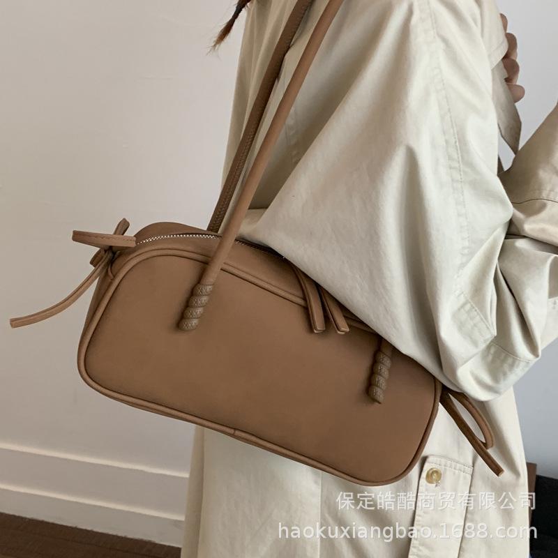 Underarm Work Commuter Bag Women's Large Capacity 2025 New Autumn and Winter Niche Design Retro Shoulder Pillow Bag