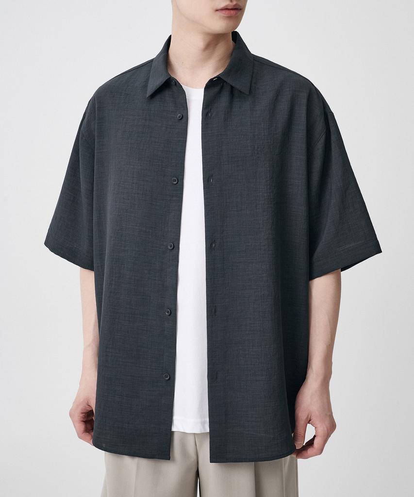 MUSINSA STANDARD Relaxed Linen-Like Short Sleeve Shirt [Dark Gray]