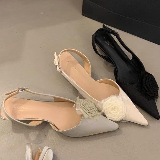 Сказочный ветер нежные цветы острые сандалии женские 2025 весна новые элегантные с мелким вырезом сумка на носке тонкий каблук туфли