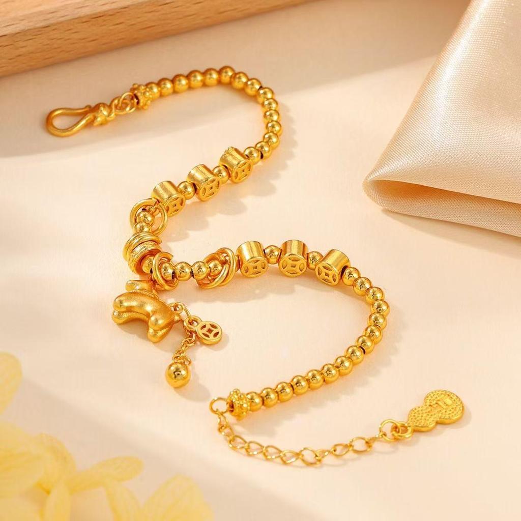 Женский браслет-спираль из монет и бусин с золотым покрытием - Нишевая роскошная бижутерия