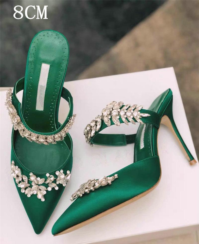 Высокая мода! Французские остроносые плоские сандалии со стразами, богиня, нишевый дизайн, чувство стиля, высокий каблук, полубосоножки