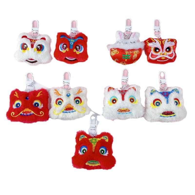 Новогодняя плюшевая брошь в виде змеи и льва, кулон в виде кролика с одеждой, обувью, шляпами - украшение для подарка