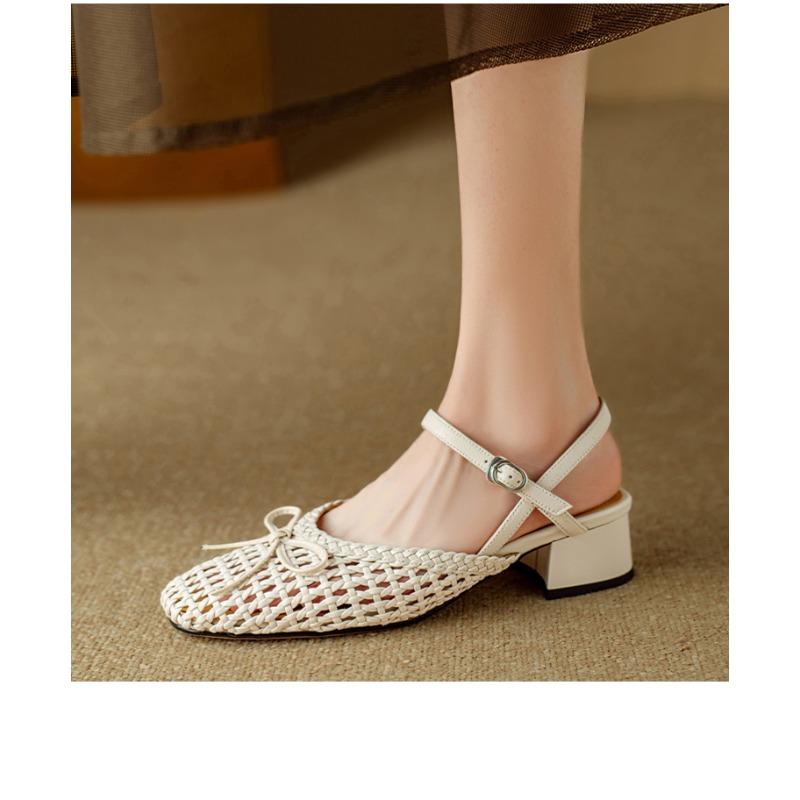 Модные французские сандалии с плетеным носком и вырезами, женские на толстом каблуке, летние с бантом, ремешок на одной линии с пряжкой, средний каблук, римские сандалии