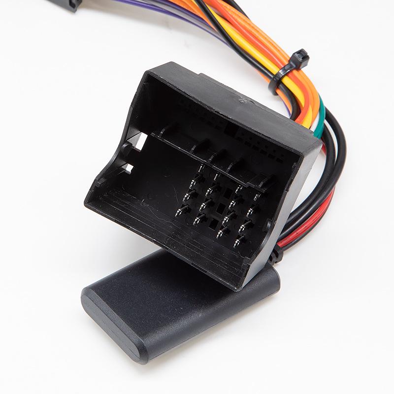 Совместимо с автозвуком Ben/Z: CD, 20/30/50 AUX-in Bluetooth Без потерь Музыка, Plug-and-Play + Жгут проводов для микрофона