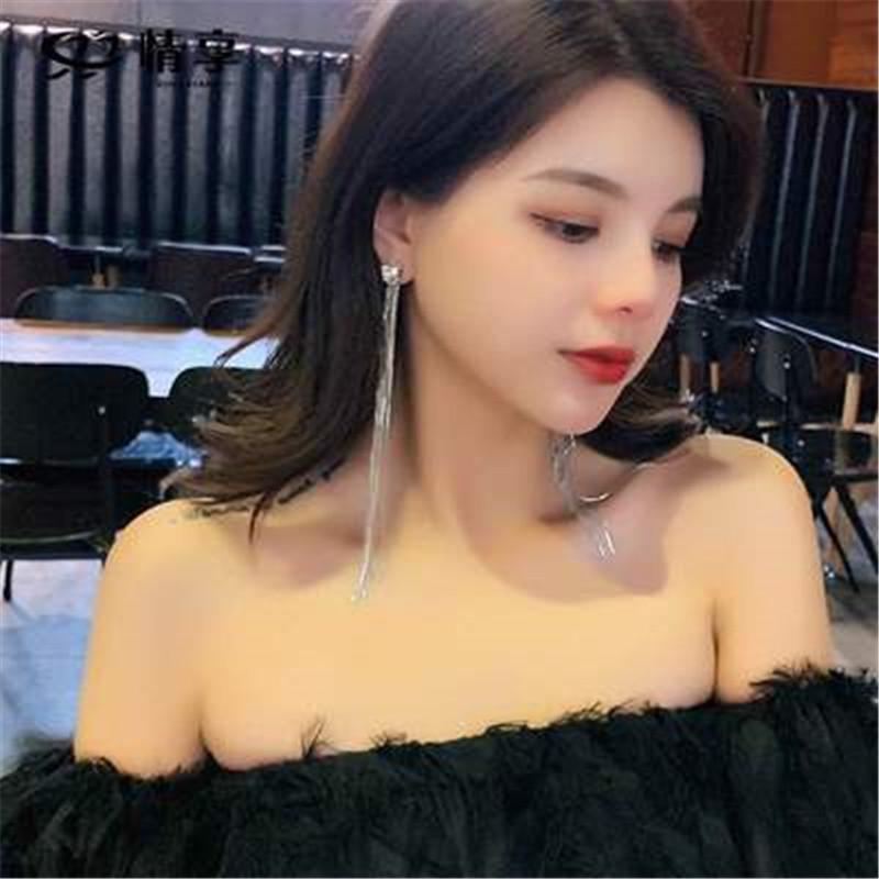 Серьги-подвески в форме сердца из серебра 925 пробы — модные, универсальные и в корейском стиле с акцентами из стразов