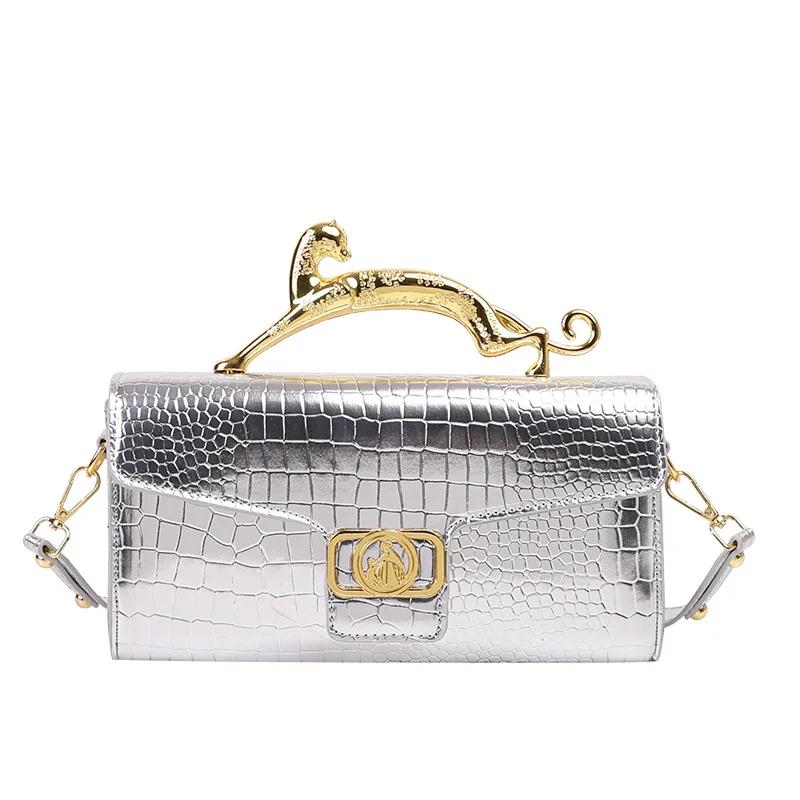 Сумки из лакированной кожи для женщин, сумки с узором из крокодиловой кожи и камнями, сумки через плечо с металлической ручкой, женские праздничные сумки, дамское качество