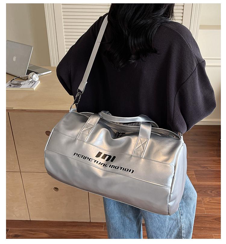 Водонепроницаемая сумка через плечо большой емкости для женщин - Легкая, с разделением на сухое и влажное, идеально подходит для спортзала, спорта и йоги