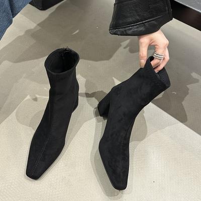 Премиальные флисовые тонкие ботинки детские 2025 весна и осень новые корейские коричневые короткие ботинки толстый каблук французские маленькие ботильоны