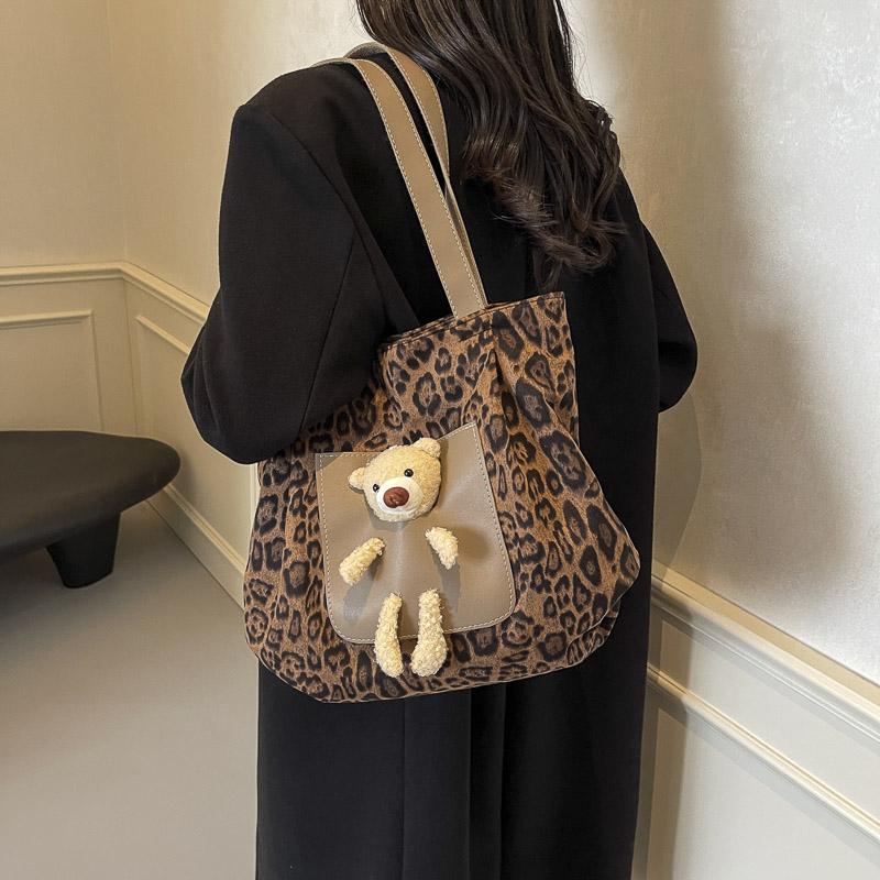 Винтажная леопардовая сумка-тоут большой емкости с принтом медведя через плечо для женщин