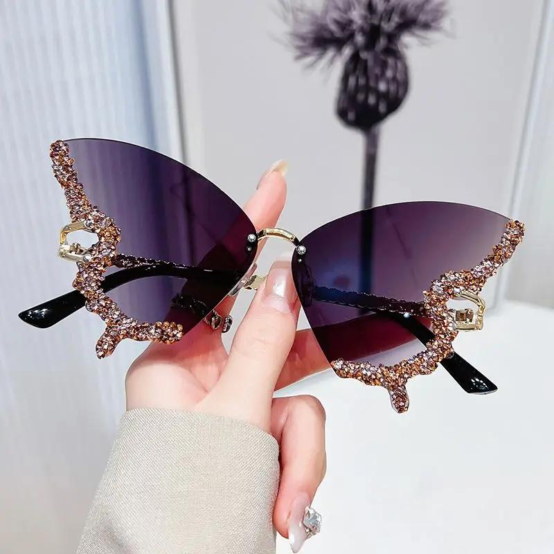 Diamond Studded Butterfly Sunglasses, Retro Glasses Women's High-end Sunglasses, UV Resistant, Anti Glare, Kawaii Accessories