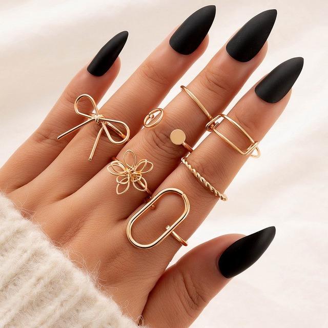 Fashion Jewelry Rings Set Gold Color Hollow Round Opening Women Finger Ring for Girl Lady Party Wedding Gifts