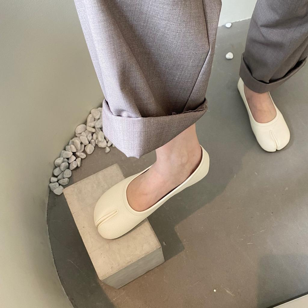 Flat-Bottomed Bean Pig'S Foot Single Shoes For Women In 2026, Horseshoe Split-Toe Thumb Pig'S Foot Boat Shoes, Ladle Shoes